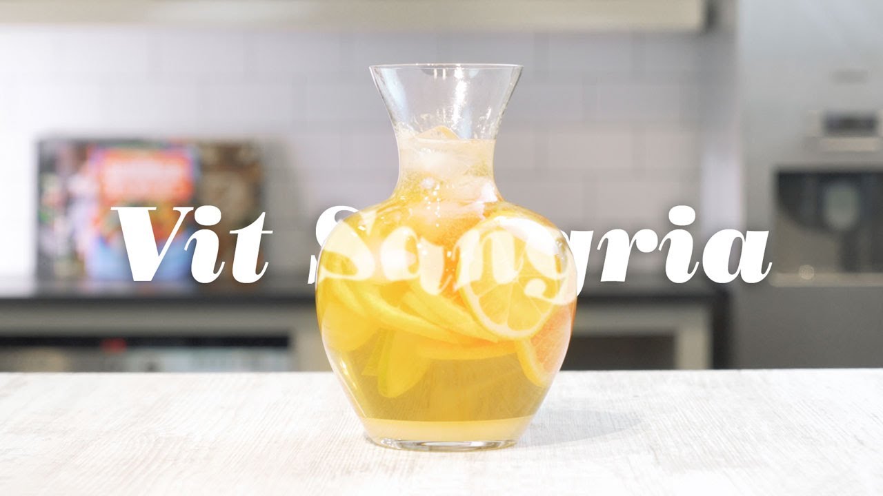Vit sangria recept 5 fräscha varianter för sommardrömmen 2 vit sangria recept