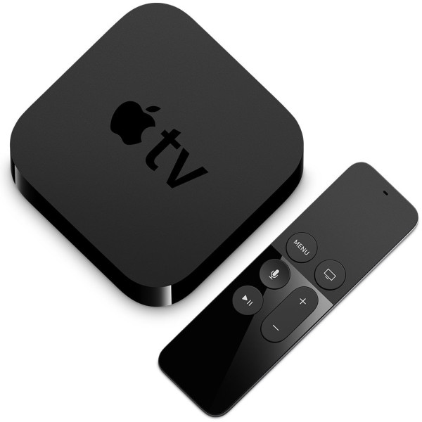 يتم عرض Apple TV و Siri Remote من الأعلى قطريًا