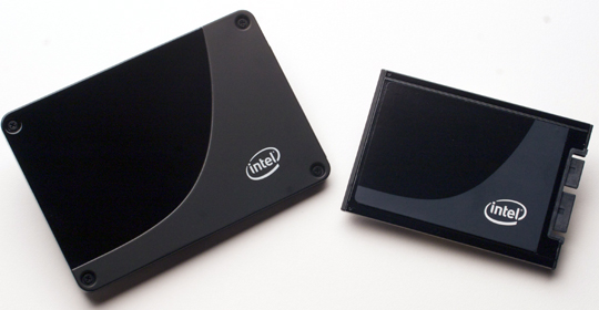 محركات أقراص Intel SSD