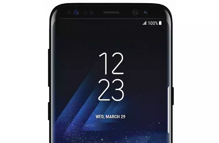 يسلط إعلان Samsung الضوء على "شاشات رائعة" أمام Pixel 2 و iPhone X