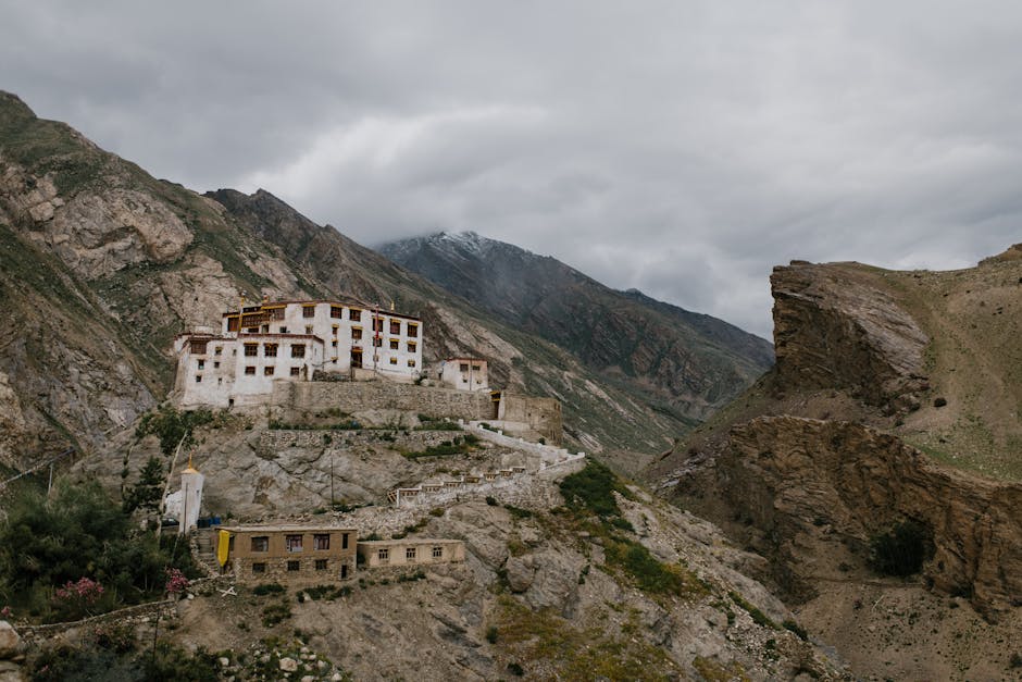 5 razones para visitar Tibet: Un viaje único a la cima del mundo 4 5 razones para visitar Tibet: Un viaje único a la cima del mundo tibet