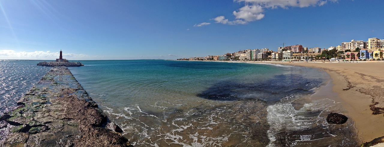 Villajoyosa: 5 razones para visitar este encantador destino 5 Villajoyosa: 5 razones para visitar este encantador destino villajoyosa