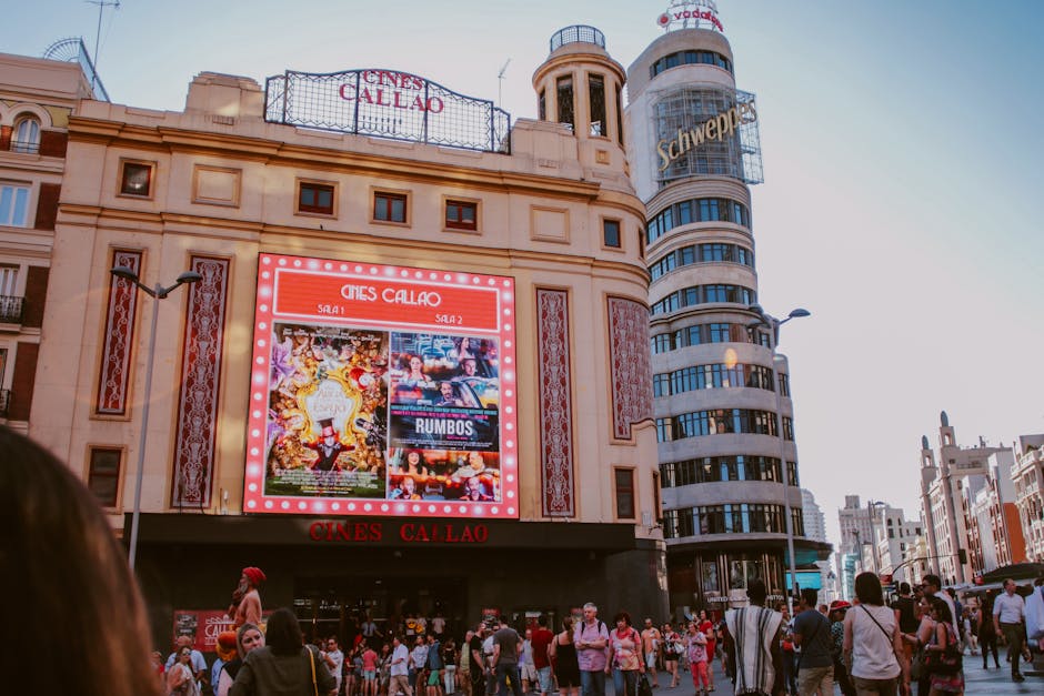 cine embajadores