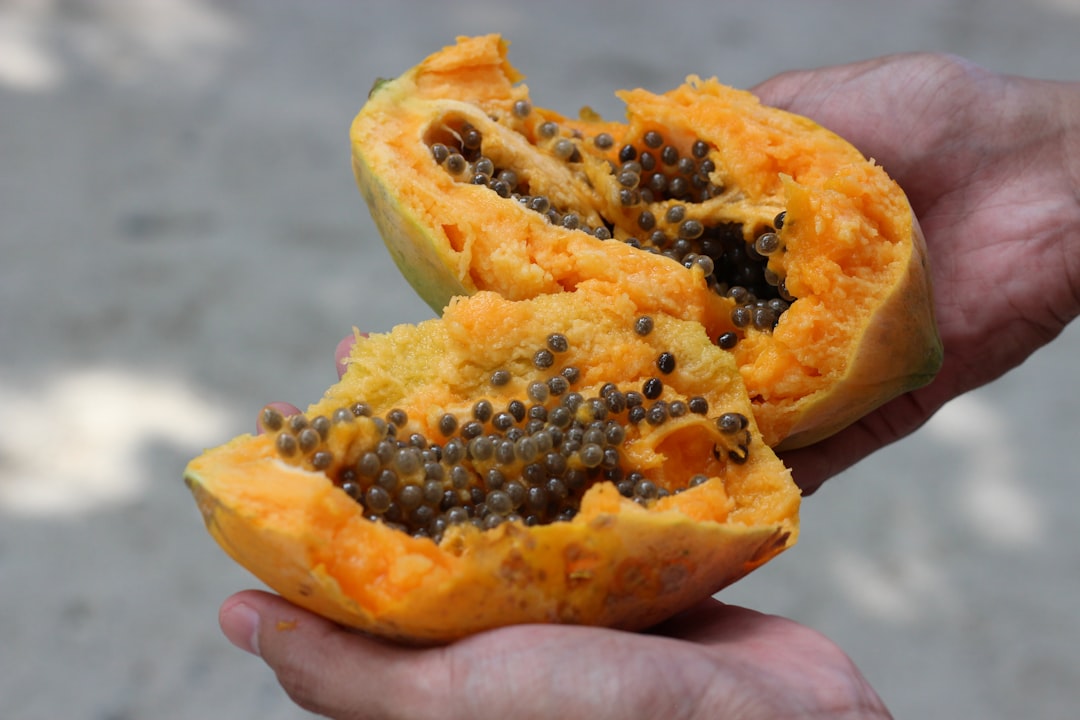 Papaya: 5 sorprendentes beneficios para tu salud y bienestar 1 papaya