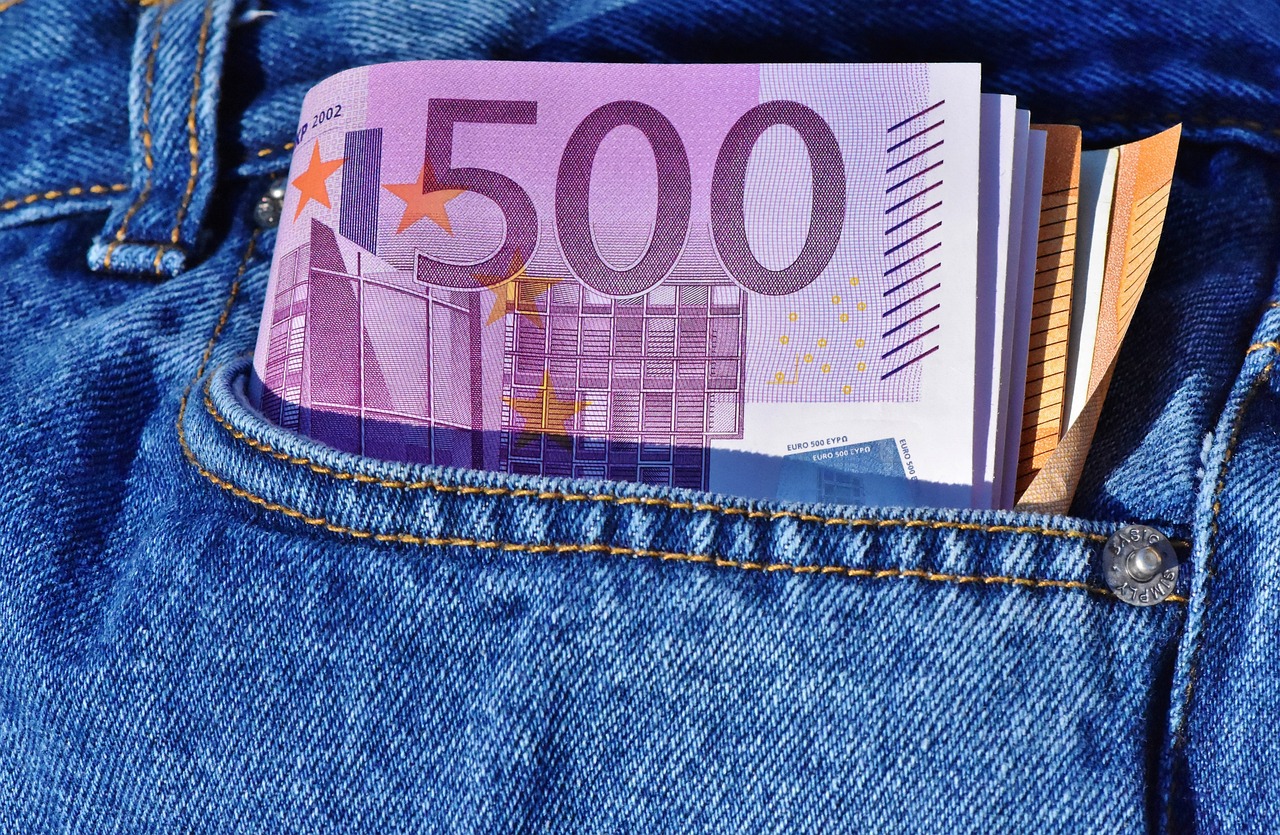 a cuanto esta el euro