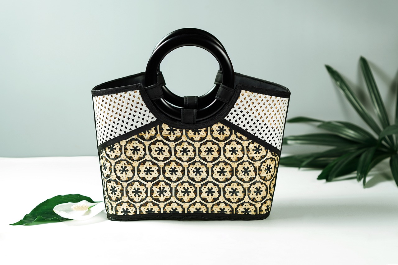 Bolsos bimba y lola: 5 estilos imprescindibles para esta temporada 5 bolsos bimba y lola