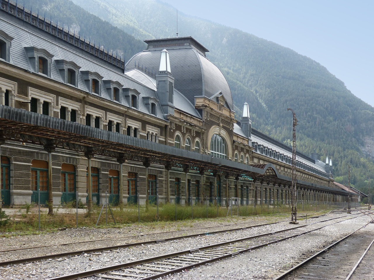 Canfranc estación: 5 razones para visitar este icónico lugar 3 canfranc estacion