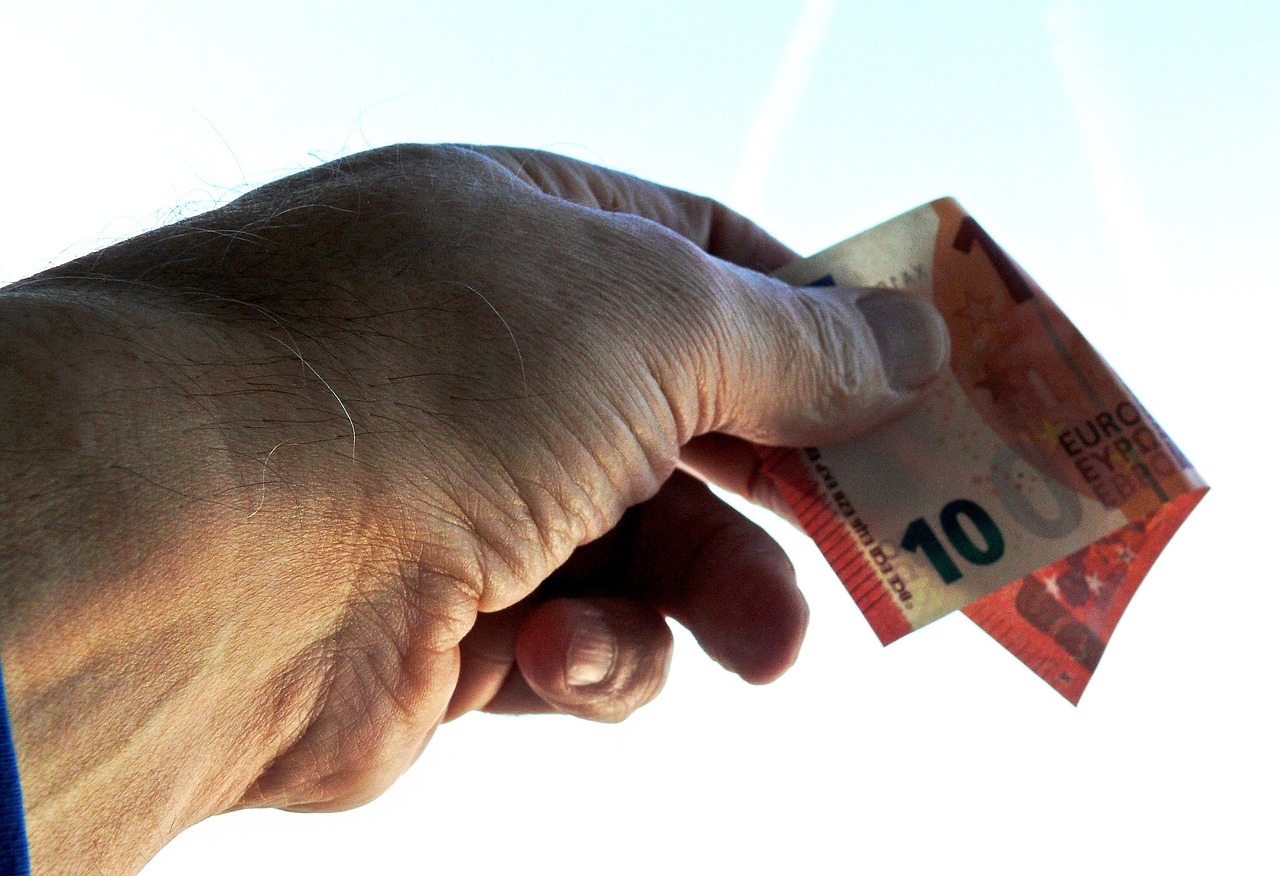 coronas danesas a euros