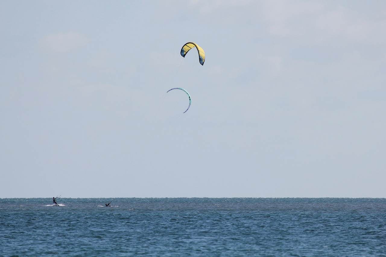 Kitesurf: 5 trucos para dominar las olas este verano 1 kitesurf