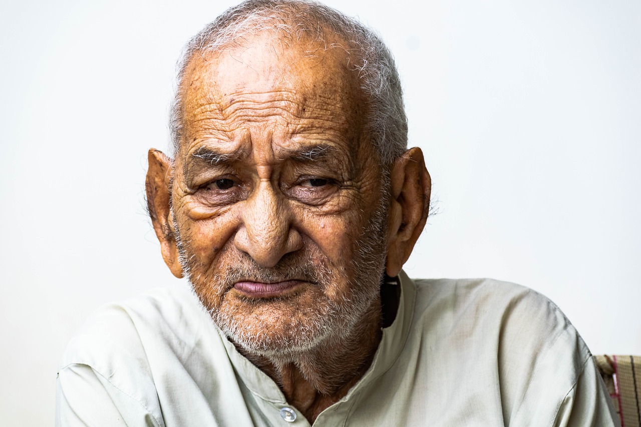 the old man reparto