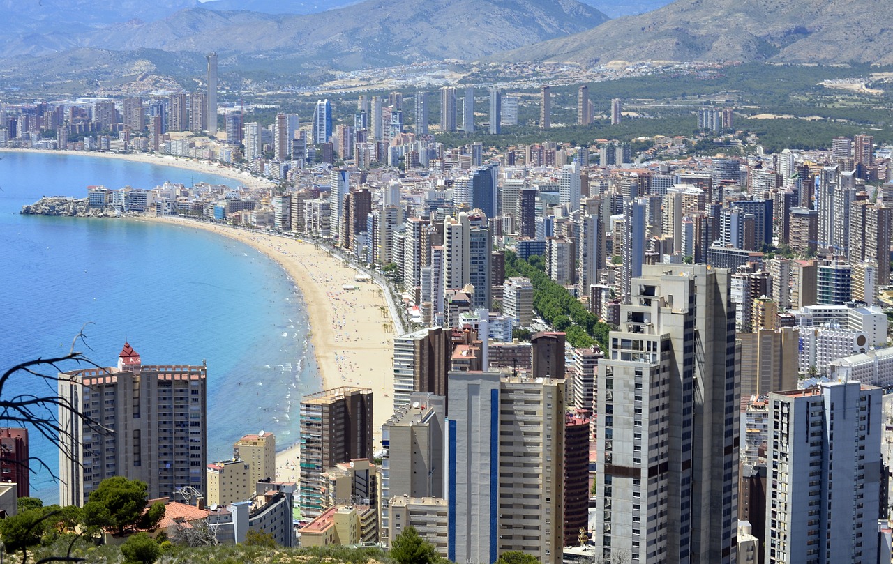 Tram alicante: 5 rutas imprescindibles para explorar la ciudad 5 tram alicante
