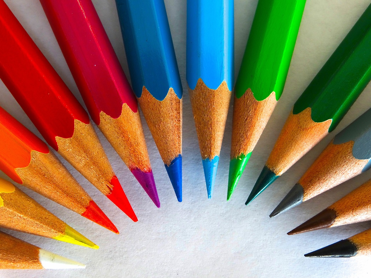 Colores secundarios: 5 maneras de combinarlos en tu diseño 4 colores secundarios